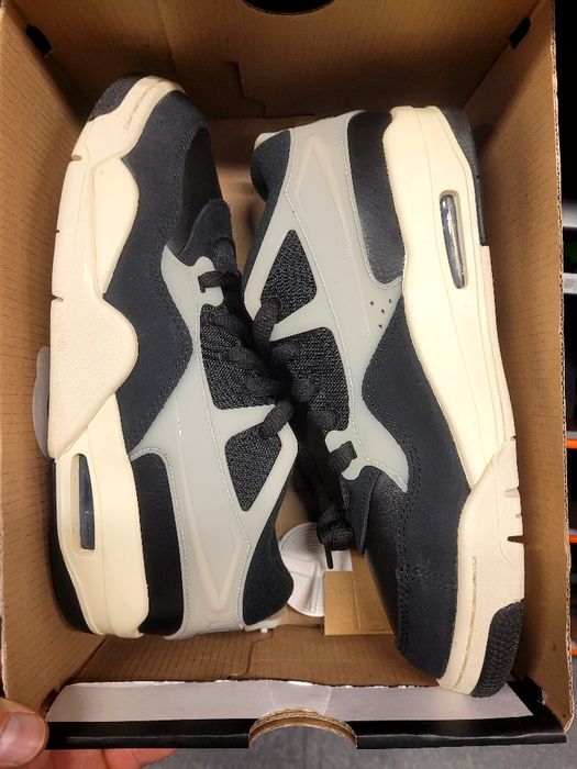 Кроссовки NIKE AIR JORDAN 4 RM нові original