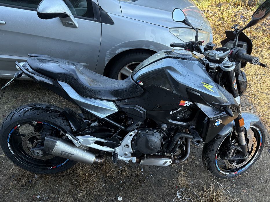 BMW f900r com garantia ate 04/2027