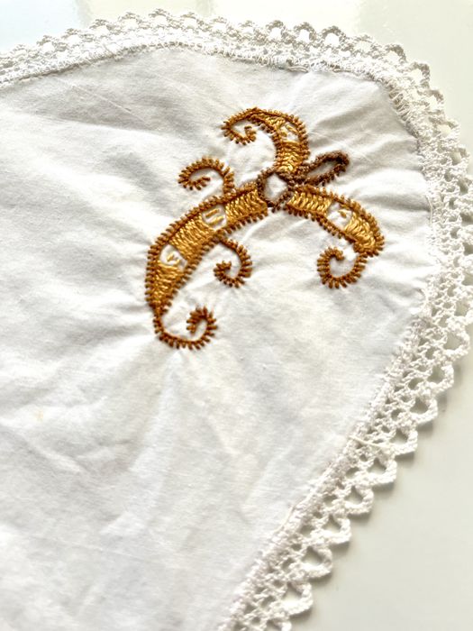 Pano para cesto do pão com bordado das Caldas