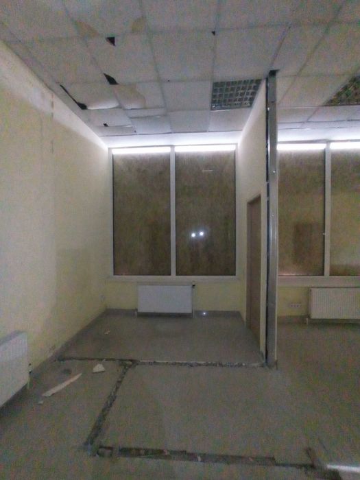 Сдается помещение 81 кв.м бывш. Ощадбанк остановка 2 КП!!!