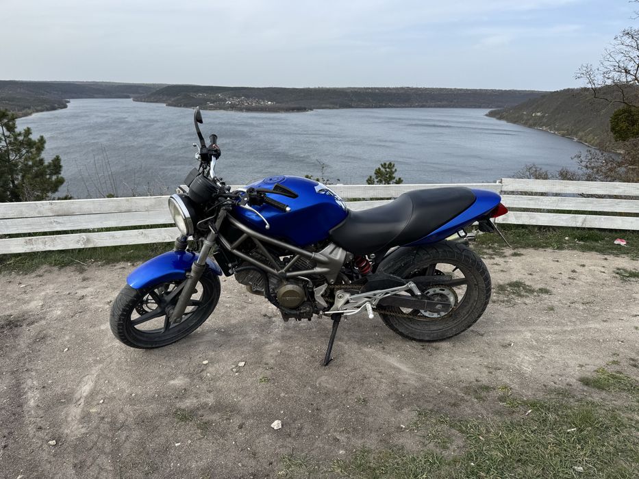 Хонда втр 250 1999р в ідеалі їде по gps177 весь обслужиний