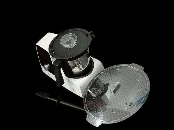 Robot wielofunkcyjny MASTERMIX PLUS