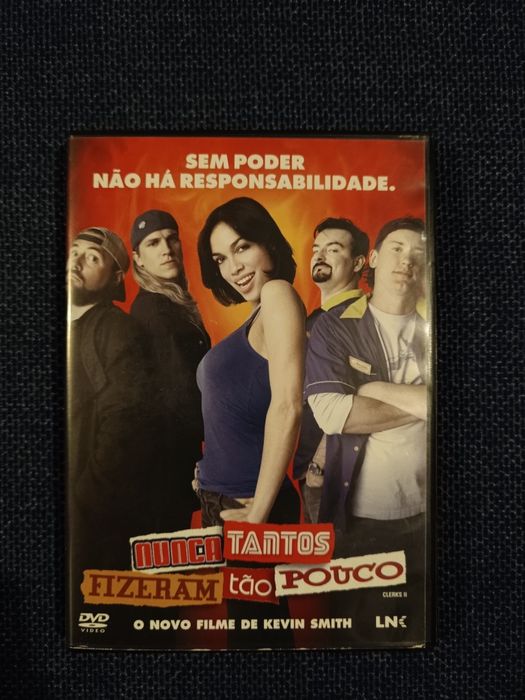 DVD do filme "Nunca Tantos Fizeram Tão Pouco" (portes grátis)