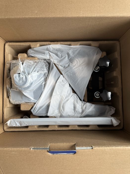 Sprzedam zestaw MOZA R5 Bundle