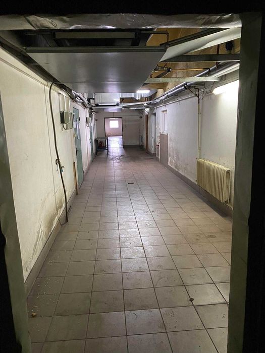 Budynek Magazynowy MAGAZYN 1.380,20 m2 dobra lokalizacja E30 [2]