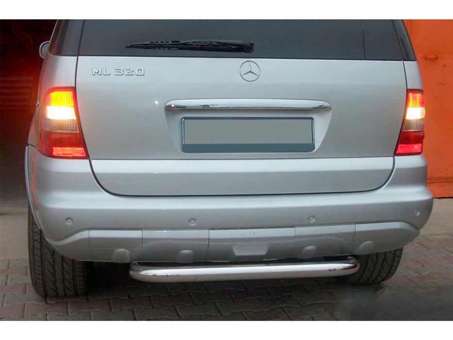 Mercedes ML W163 1997-2005 рр. Задня дуга AK006 (нерж.)