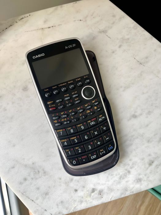 Calculadora Gráfica Casio fx-CG20