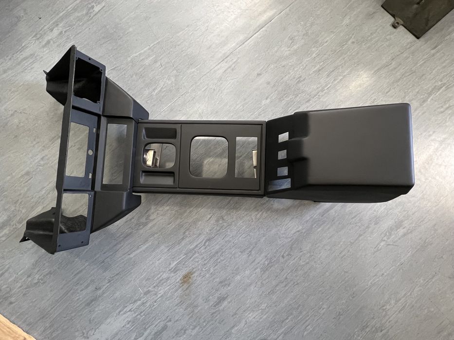 Cubby box Range Rover
