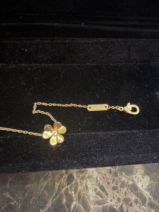 Браслет Van Cleef &Arpels Frivole mini model