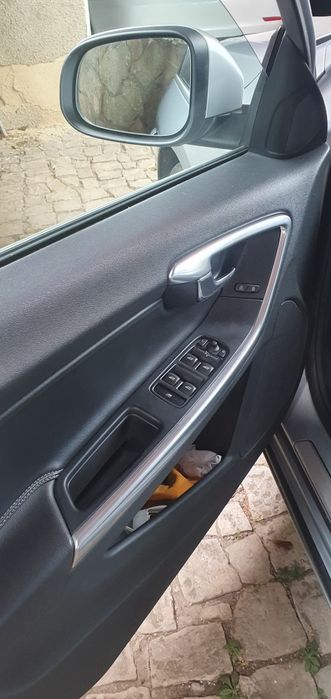 Volvo S60 D4 R. Design Momentun Geartronic