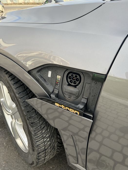 Audi e-tron 2019 VIN WAUZZZGE0KB018795 фото оголошення 21 з 23