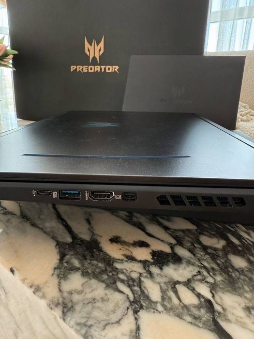 Acer Predator Helios 300 PH315-53-793U