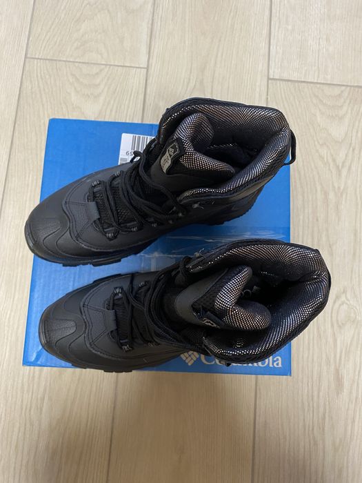 Продам чоловічі чоботи Columbia