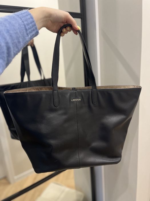Duża czarna skórzana torebka typu shopper Lasocki