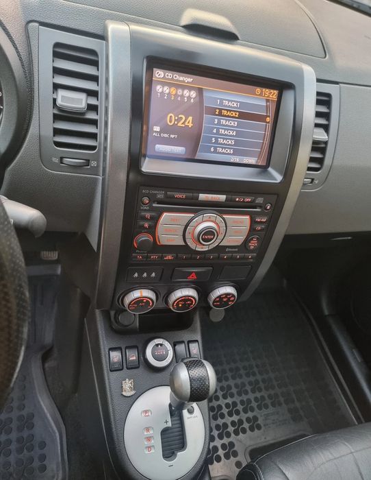 Продам nissan x-trail 2.0 DCI 4x4
