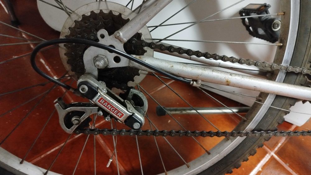 Bicicleta de montanha algumas falhas