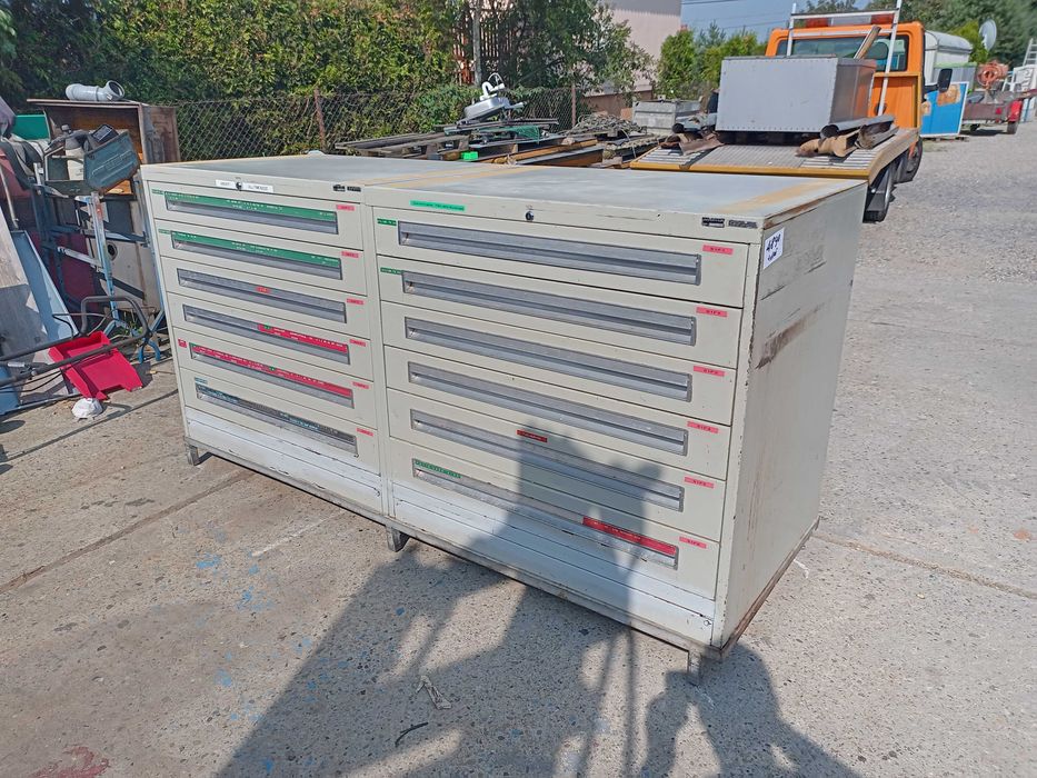 szafa metalowa na narzędzia dla profesjonalisty