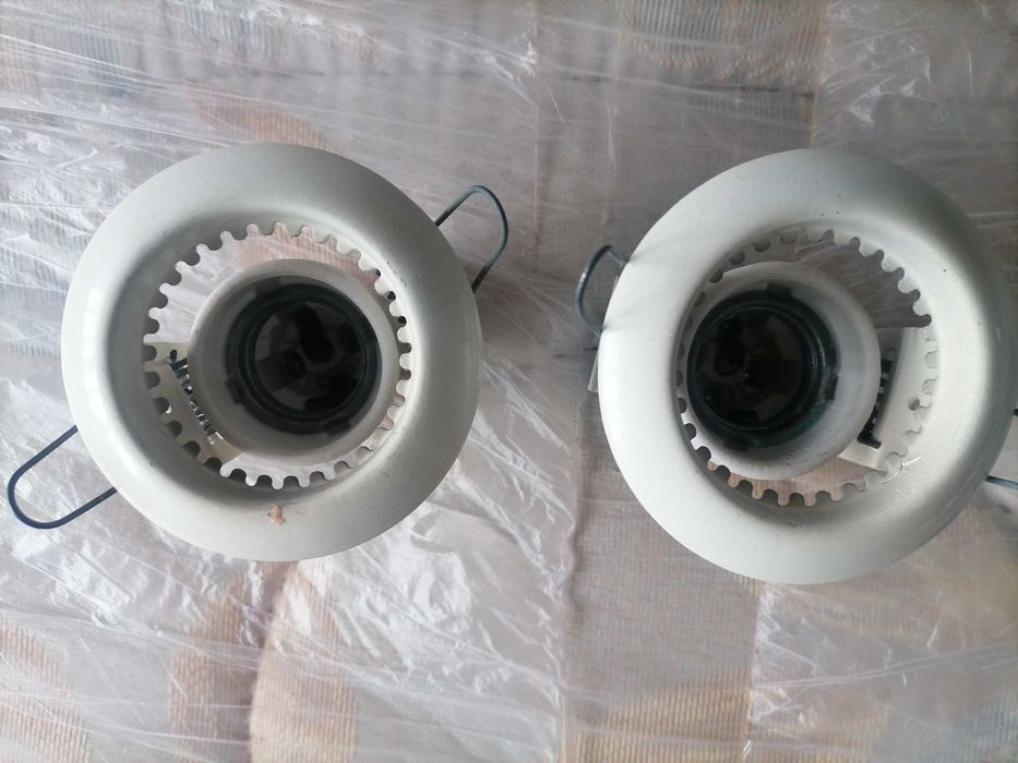 Casquilhos para armario ou tecto