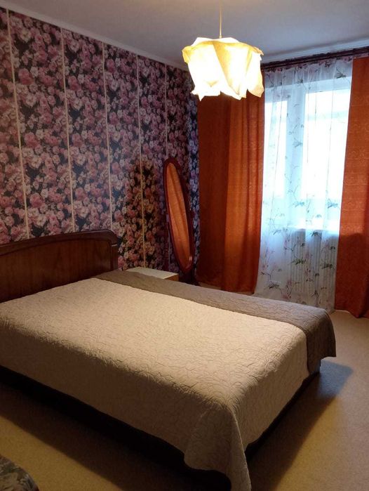 Здам в оренду кімнату для дівчини