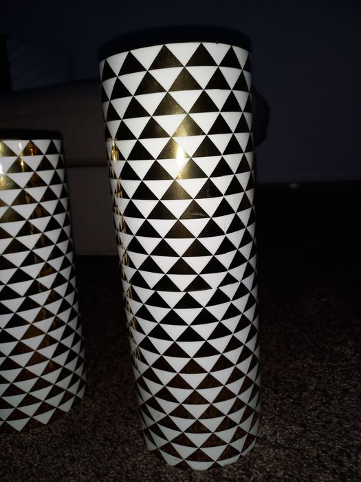 Jarras em dourado e branco424127615269621761