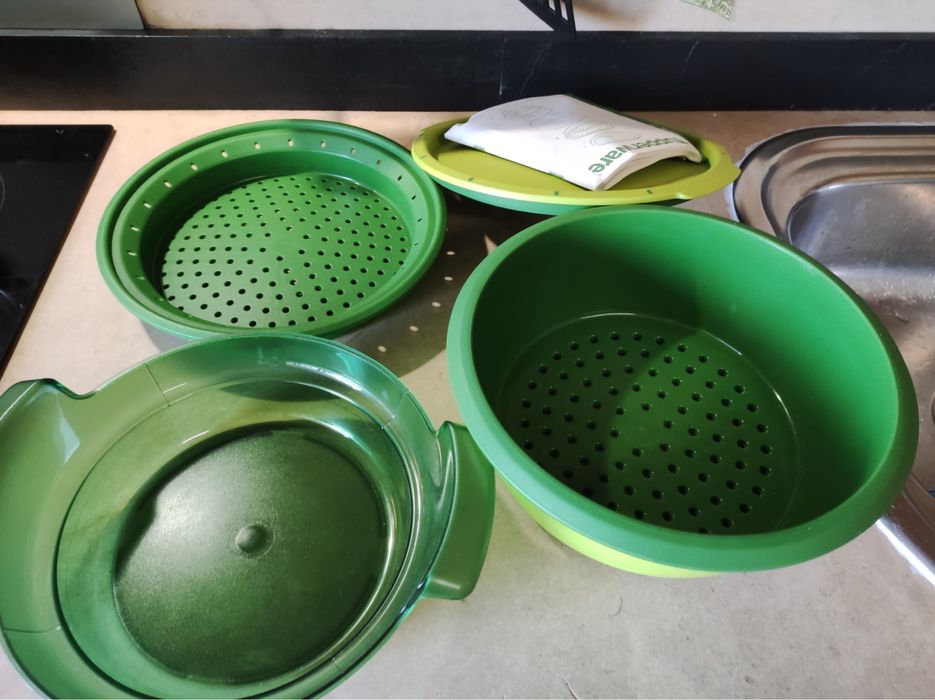 Microgourmet tupperware