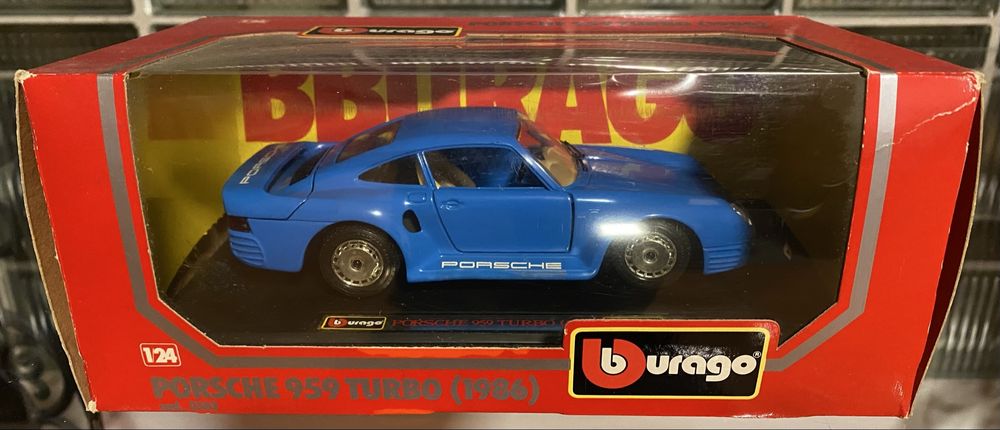 Carros miniatura Burago e Majorette 1/24