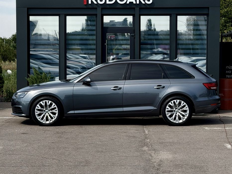 Audi A4 2018 VIN WAUZZZF48JA164133 фото оголошення 3 з 24