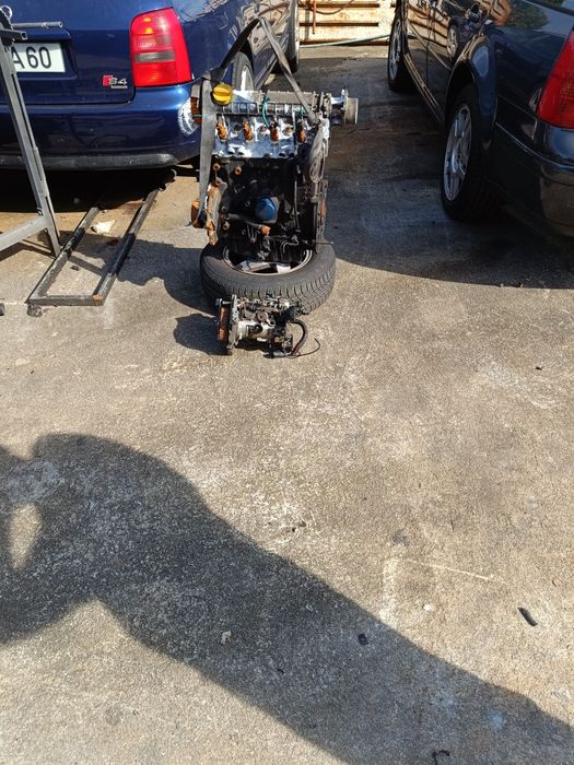 Vendo bomba injetora Lucas e motor de Renault kangoo 1.9