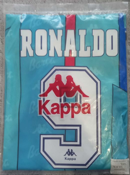 Nowa koszulka FC Barcelona, model retro, 1996/97. Kappa, #9 Ronaldo