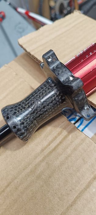 Cubo de roda BlackJack carbono