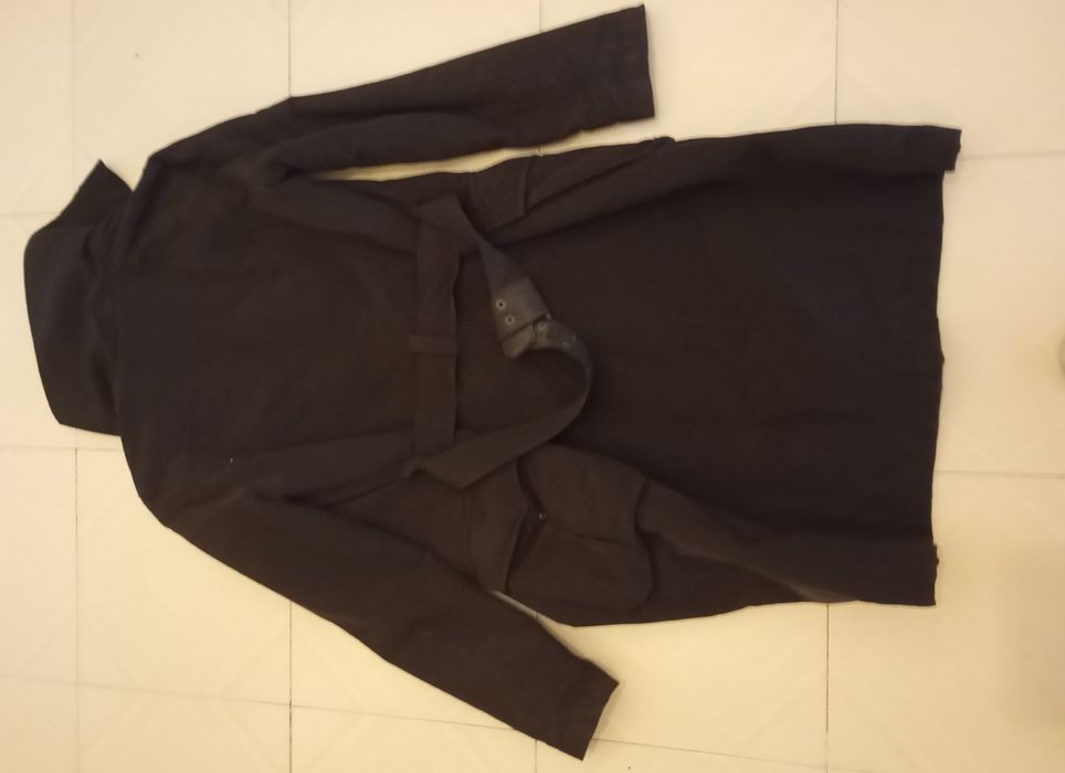 Casaco  gabardina comprida salsa