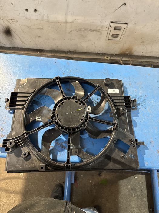 Wentylator Clio v / Dacia