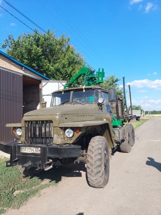 Продам лісовоз Урал  мніпулятор