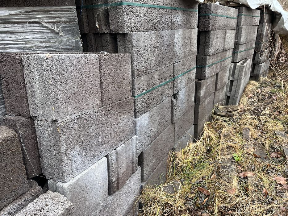 Pustaki keramzytowe firmy Leier, wymiar ok. 50/25/22 cm około 1200 szt