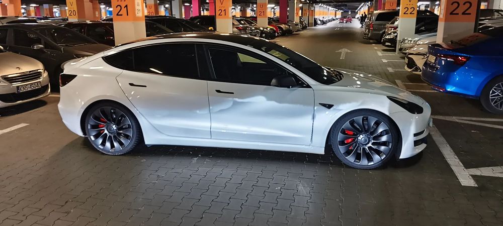 Tesla Model 3 Tesla Model 3 PERFORMANCE 2022 Pearl White M- FULL opt, AWD, 0-100: 3"