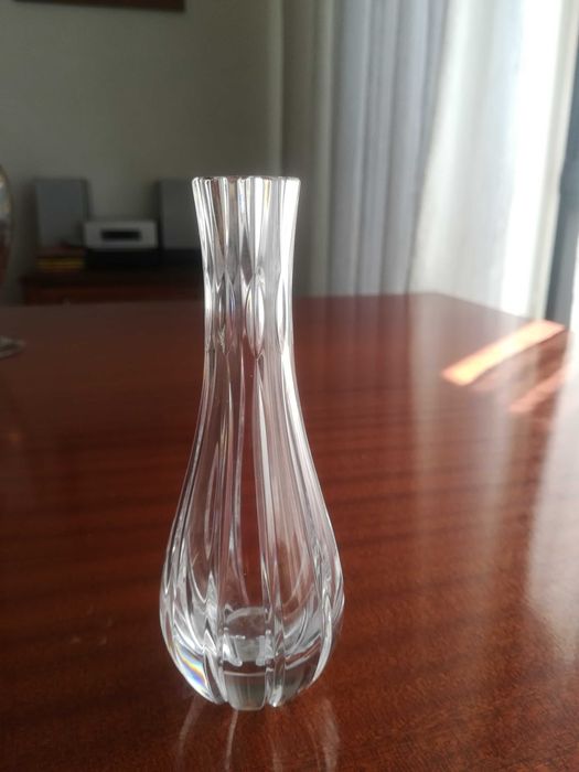 Cesta e jarras de cristal445674990737838082