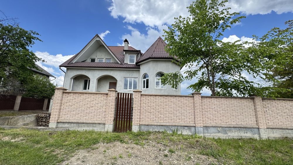 Продаж будинку в с Угорники