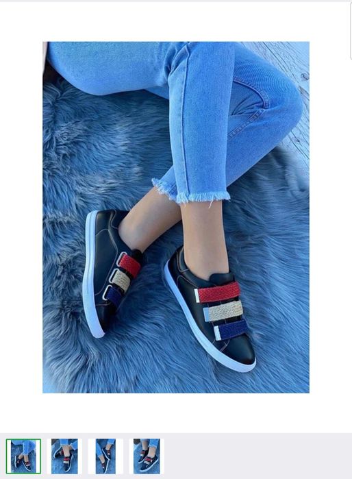 Жіночі мокасини.