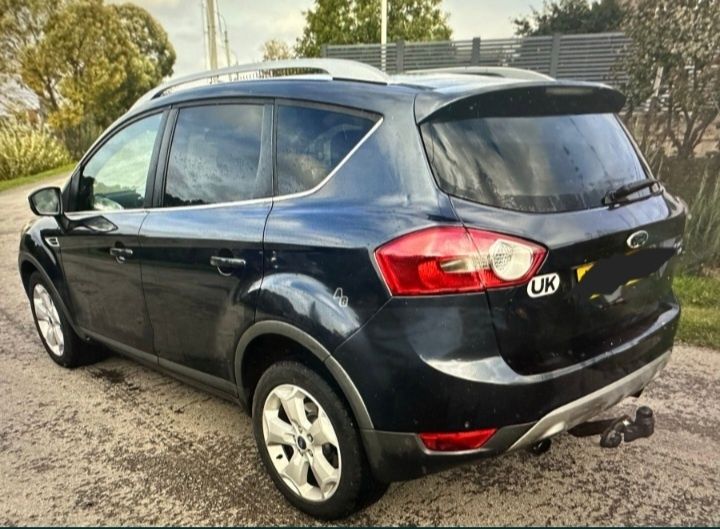 АвтоРазборка Ford Kuga 1 2.04x4 АвтоРазборкаКапот