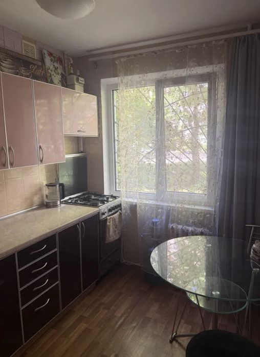 АРЕНДА уютная 4ком квартира на ЧЕРЁМУШКАХ / Генерала Петрова