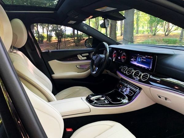 Аренда авто с водителем Мерседес Е класс/ свадебное авто/