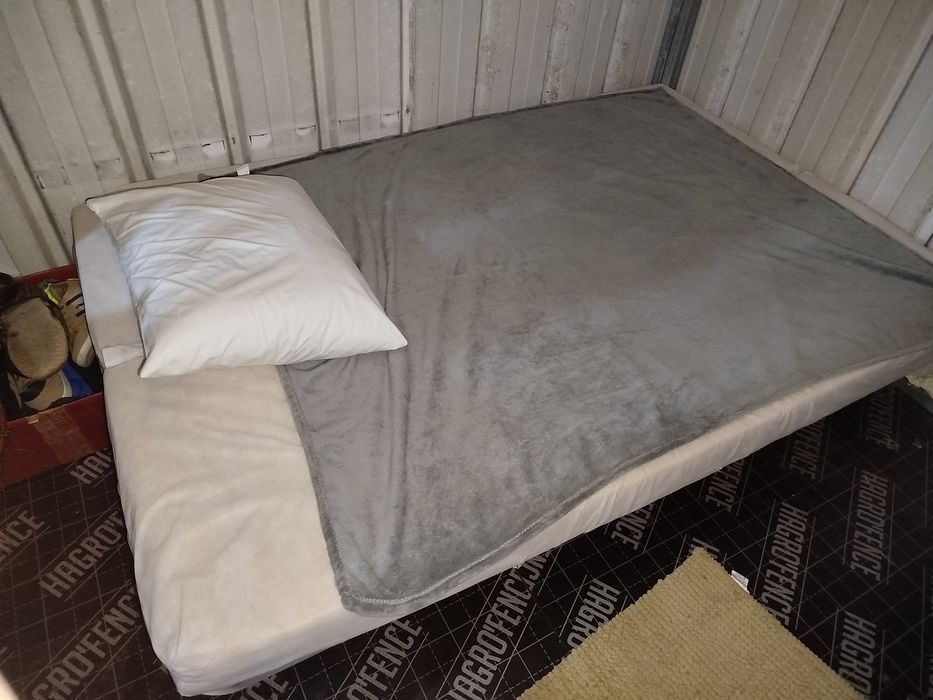 Sofá cama bom estado