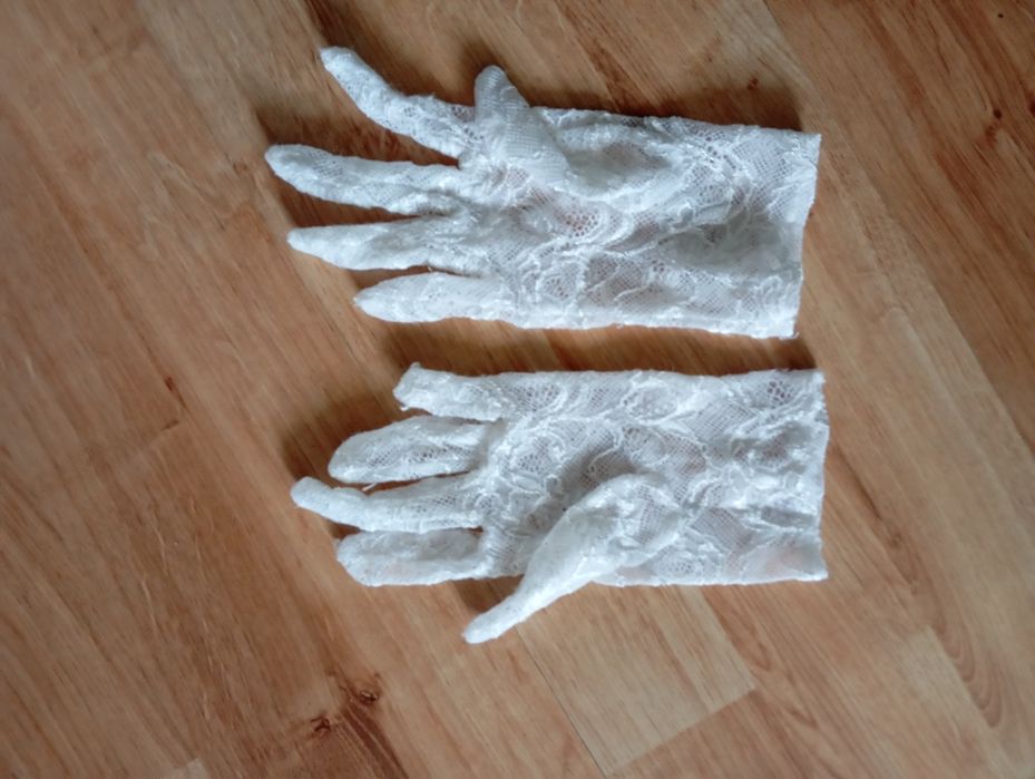 Alba komunijna knurów
