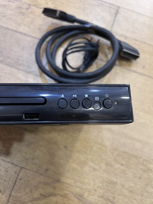 Leitor de DVD Selecline (Modelo DVD-225S) + Cabo SCART incluído