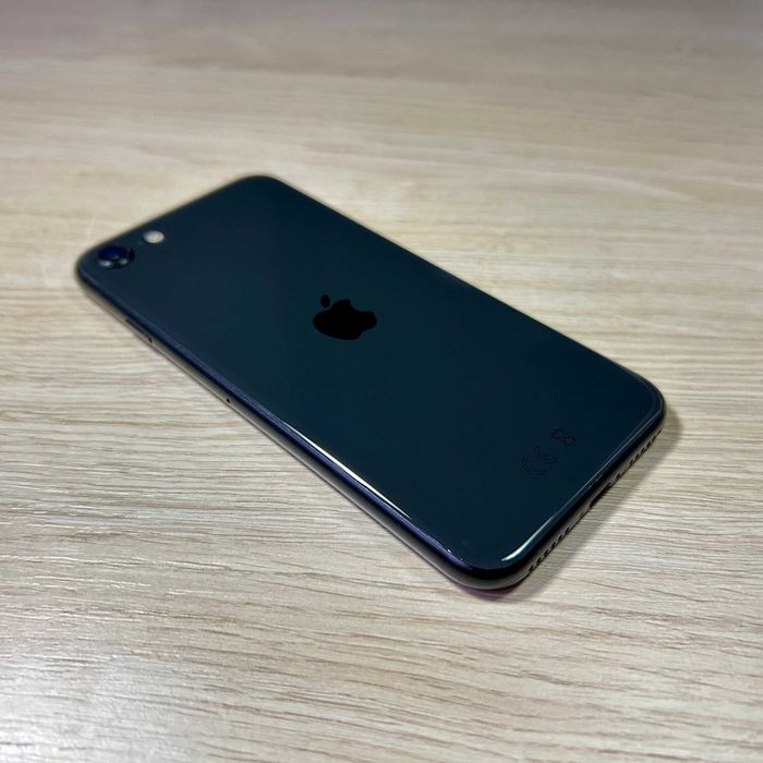 iPhone SE gen 2 (2020) - Osobiście