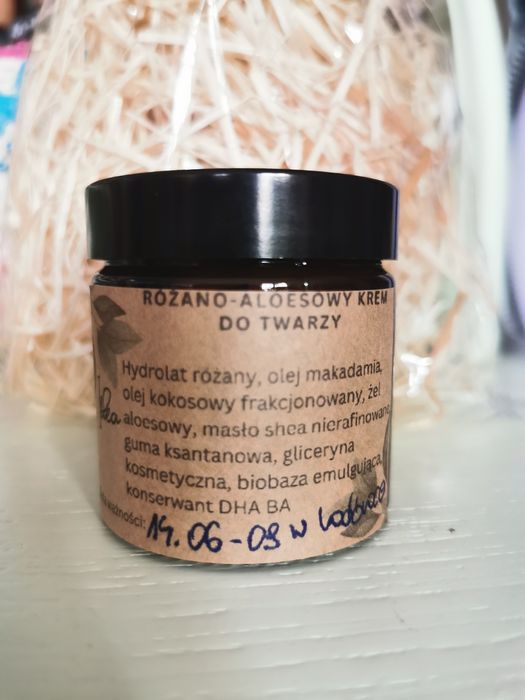 Naturalny rzemieślniczy Krem do twarzy