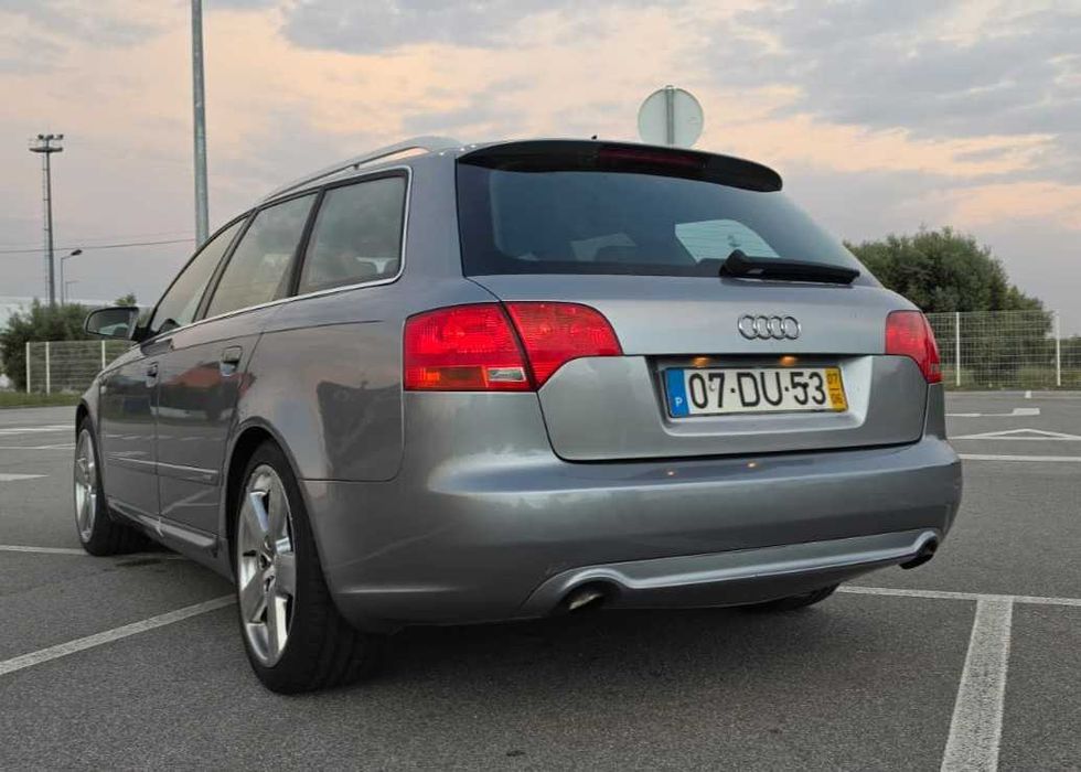 Audi A4 Avant S-LINE