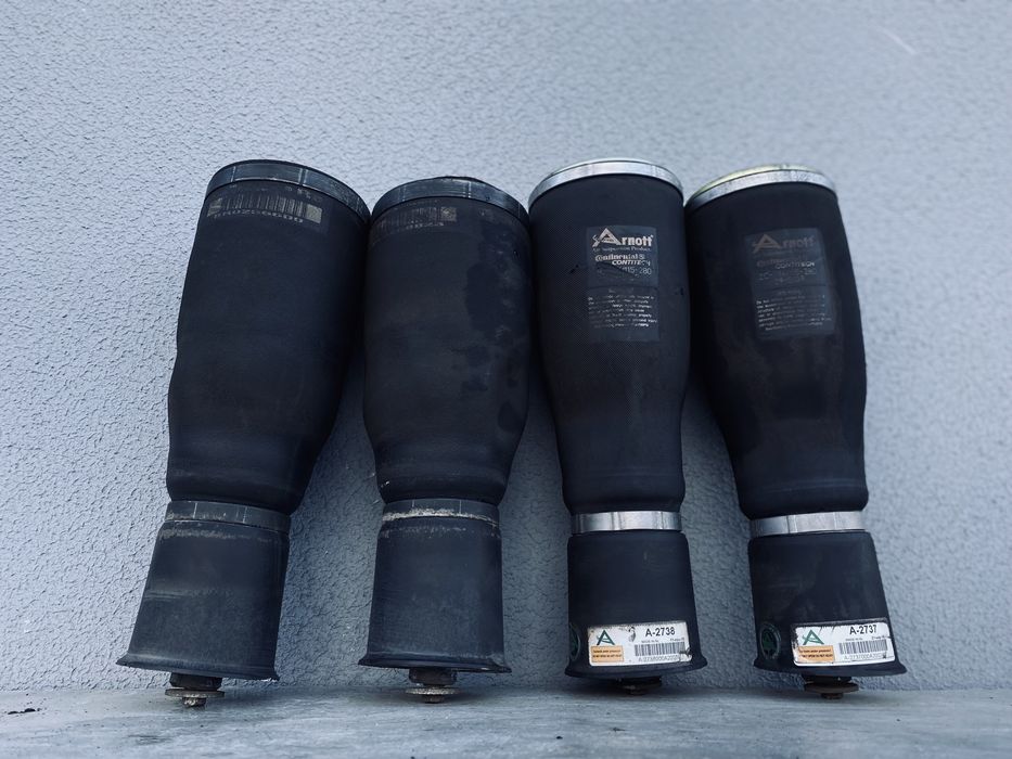 Пневмо балони BMW E39 Задні Пневмоподушка БМВ Е39 L R