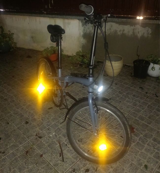 Bicicleta  dobrável  como.o nova
