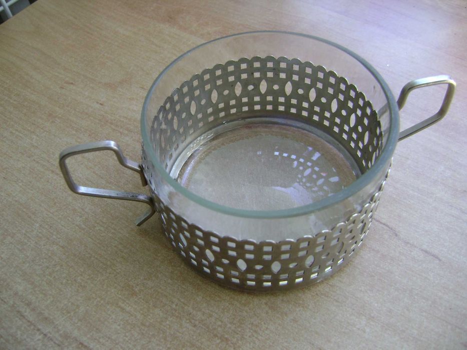 Starocie z PRL Stare naczynia = Cukiernica z czasów PRL 10 cm średnicy